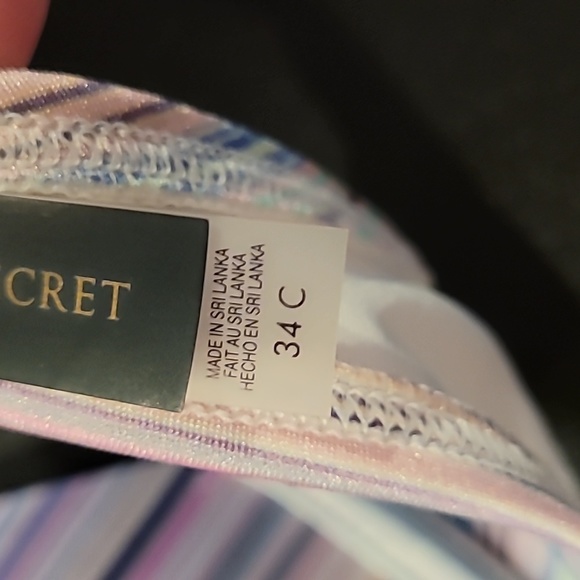 Victorias secret Hottie Halter bikini top, like new, size 34C - Picture 6 of 9